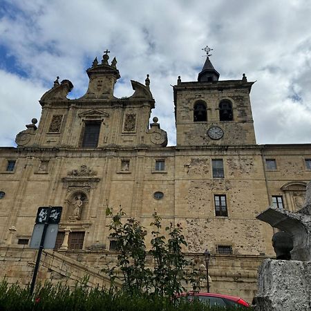 Villa Casa Sapita à Villafranca Del Bierzo Extérieur photo