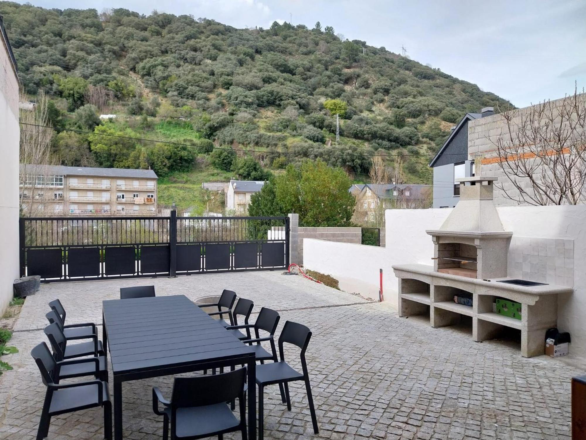 Villa Casa Sapita à Villafranca Del Bierzo Extérieur photo