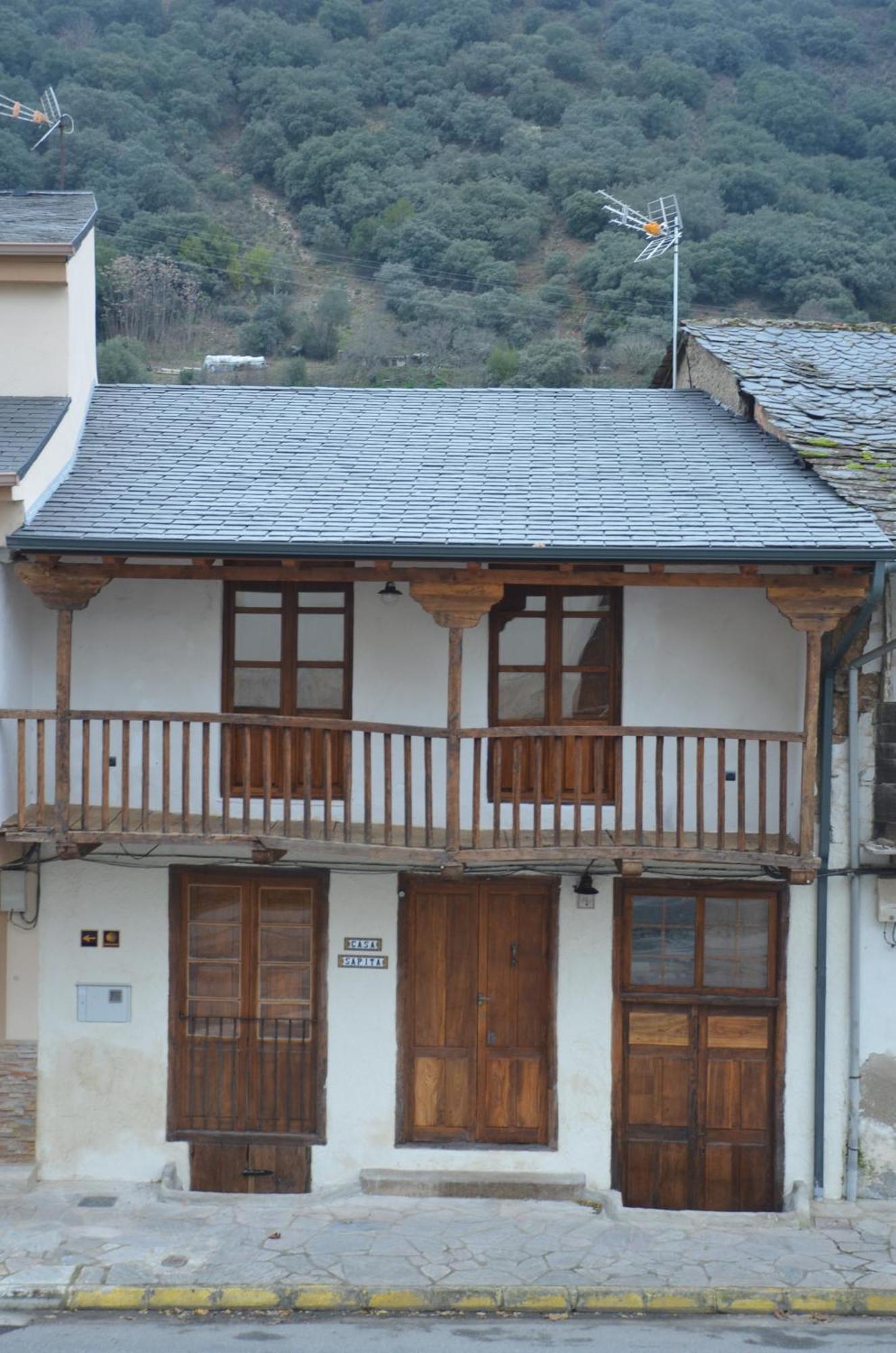 Villa Casa Sapita à Villafranca Del Bierzo Extérieur photo